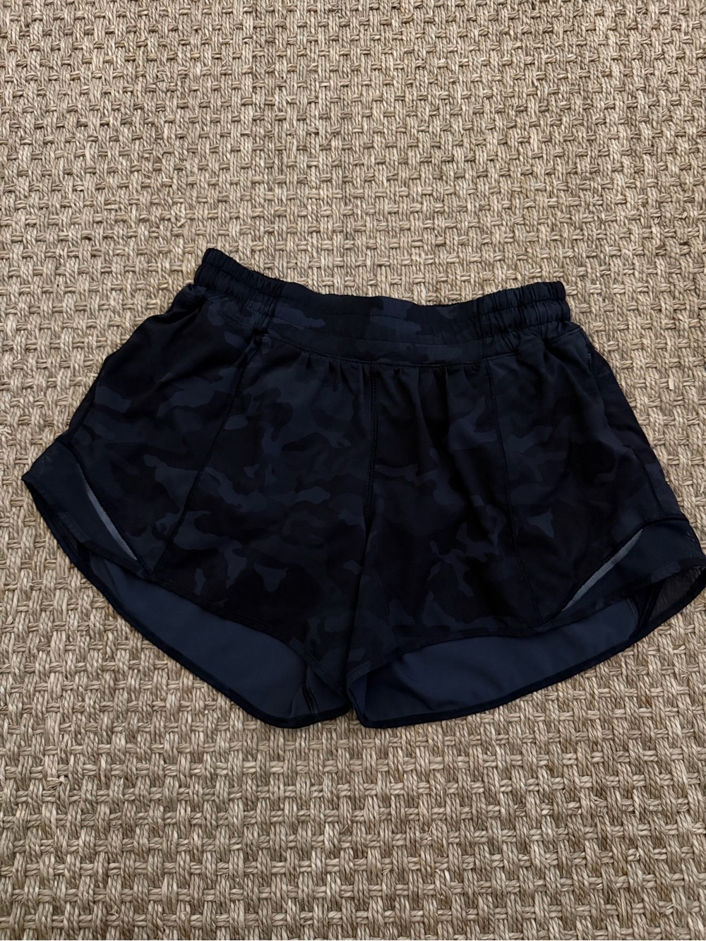Hotty Hot Lined Short 4”